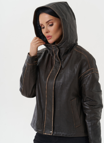 Куртка из натуральной кожи с капюшоном