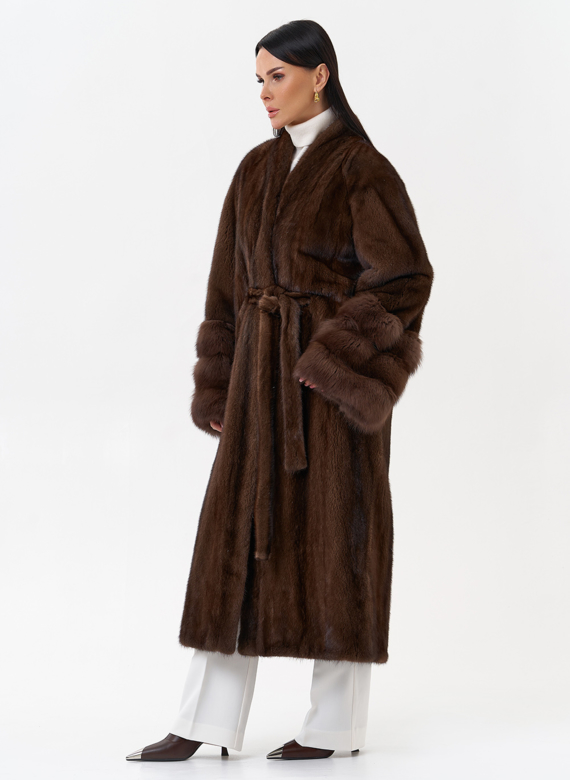 Шуба из скандинавской норки с куницей