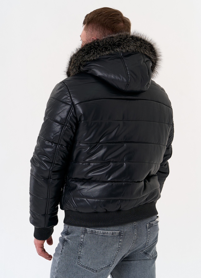 Пуховик из эко кожи черного цвета  модель № 31724 в рассрочку