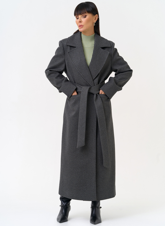 Женское пальто с английским воротником