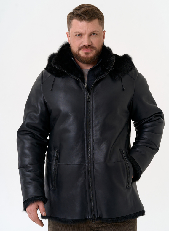 Мужская дубленка черного цвета с капюшоном