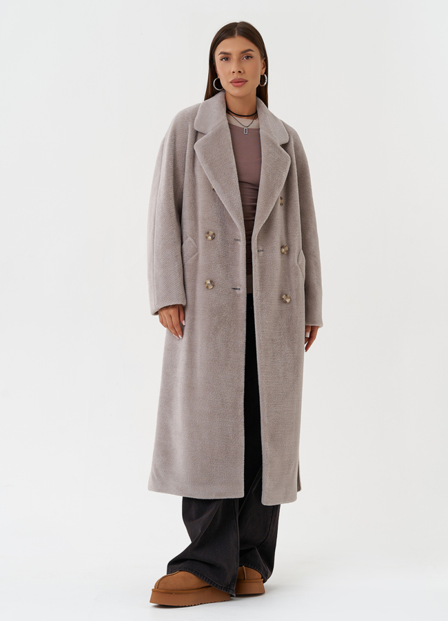 Утепленное двубортное пальто с английским воротником модель № 28103 универмаг малина