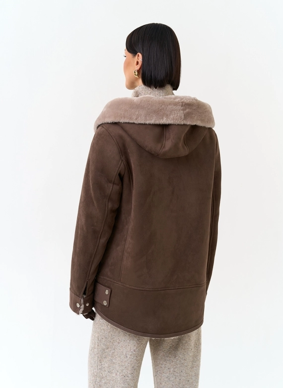 Женская дубленка из эко замши фото