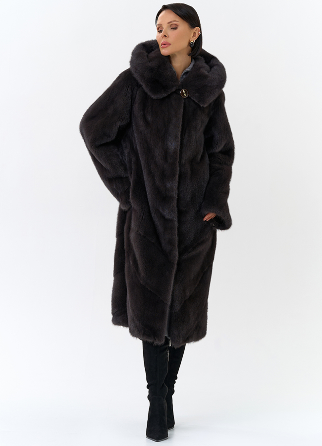 Женская шуба из норки силуэта баллон с капюшоном модель № 24752 меха малина