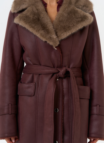 Женская дубленка из эко замши с английским воротником